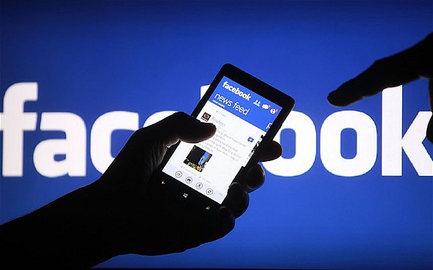 ISIS kërcënon Facebook-un dhe Twitter-in