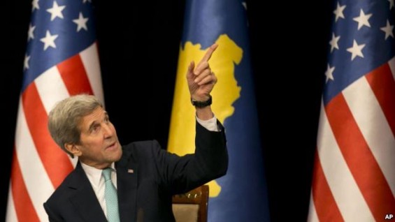 Sekretari Kerry uron Kosovën