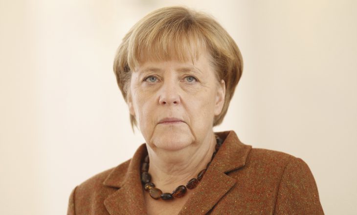 Jyrgen Habermas: Angela Merkel, armiku numër një i Evropës