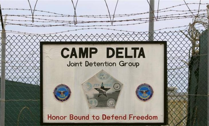Obama synon ta mbyllë burgun Guantanamo
