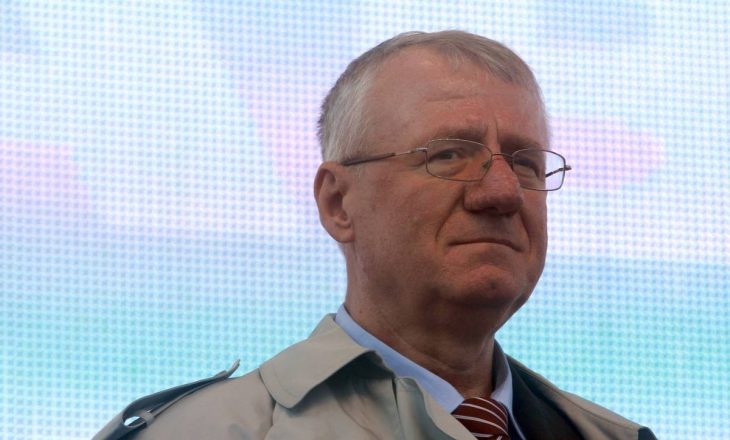 Interpoli lëshon fletarreste për tre bashkëpunëtor të Sheshelit