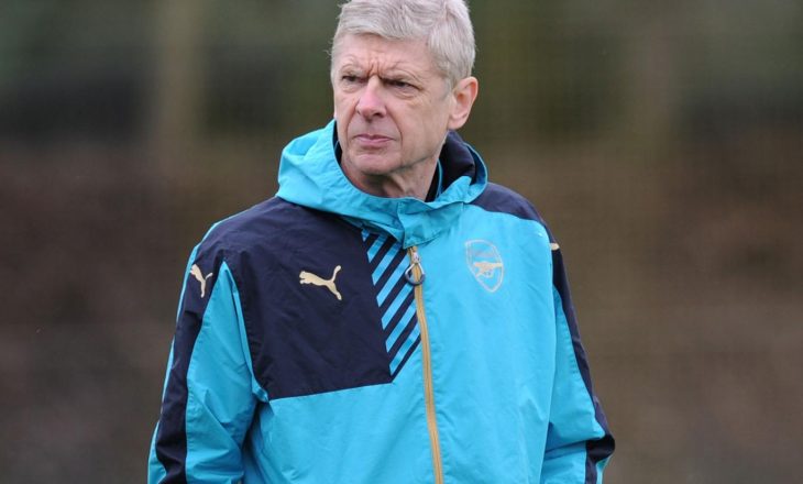 Tifozët e Arsenalit, protestë kundër Wenger