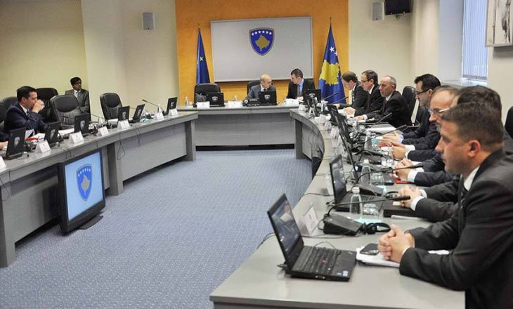 Asnjë deklaratë nga qeveria për dëmshpërblimin për pasaportat