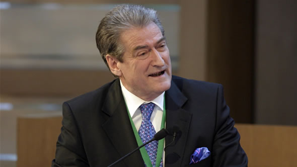 “Kuvendi të mblidhet me urgjencë, t’i heqë mandatin Tahirit”