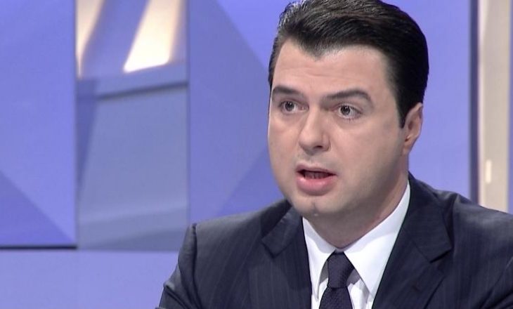 Bashën e tradhtojnë edhe aleatët