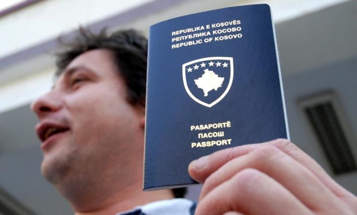 Qytetarët thonë se pasaporta e Kosovës ‘nuk bën punë’