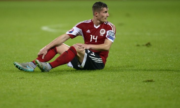 Xhaka e Abrashi “arratisen”, mungojnë kundër Bosnjës