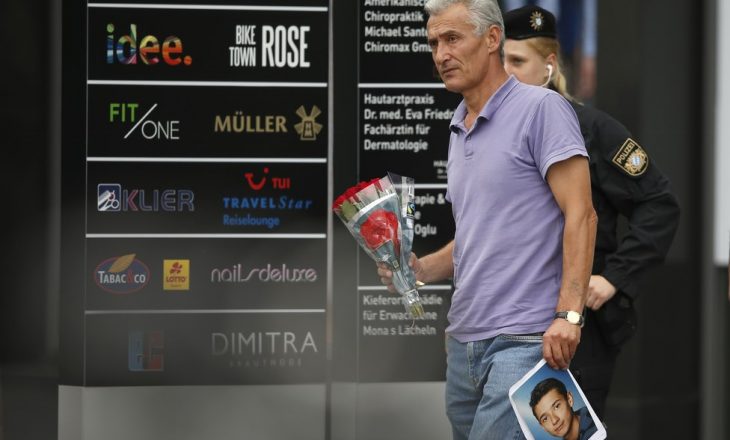 Babai i sulmuesit të Mynihut: Po na kërcënojnë me vdekje