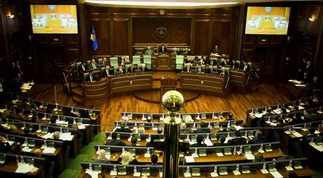Bojkoti, si ‘armë’ politike e deputetëve të Kosovës