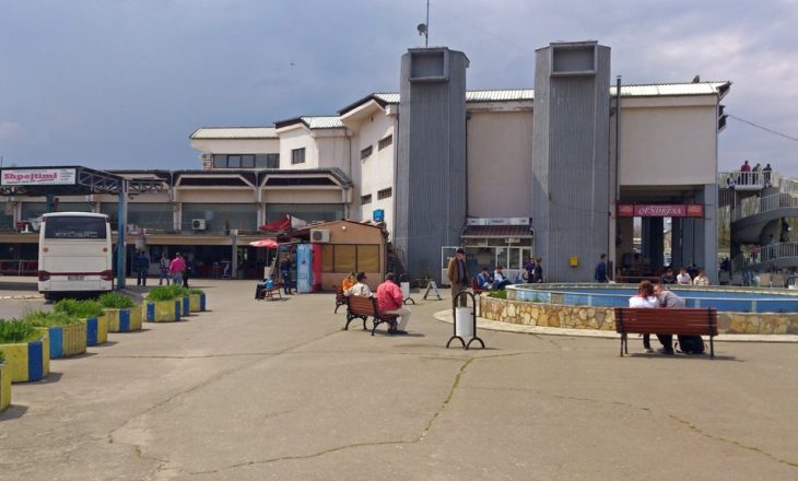 Arrestohet zyrtari ligjor i Stacionit të Autobusëve