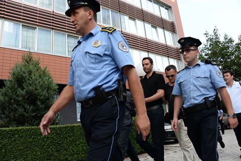 Glauk Konjufcës i vazhdohet masa e arrestit shtëpiak