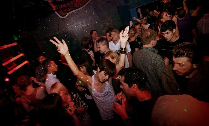 Vjena i njeh klubet e natës si hapësira kulturore
