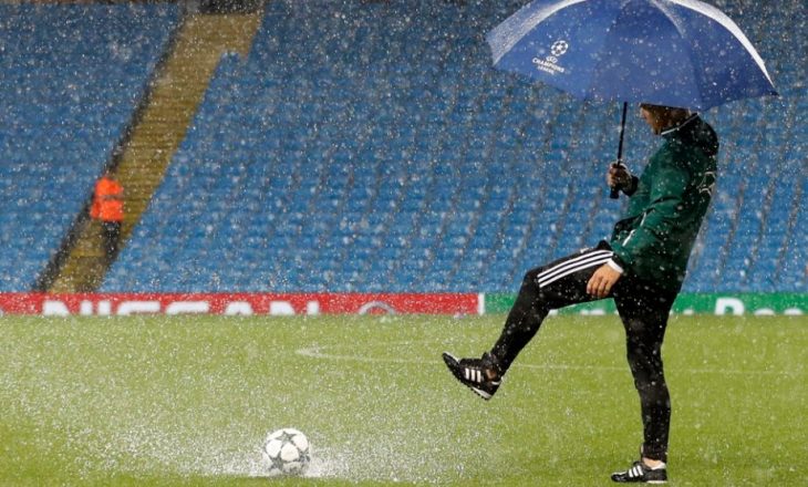 Zyrtare: Shtyhet ndeshja Manchester City – Monchengladbach