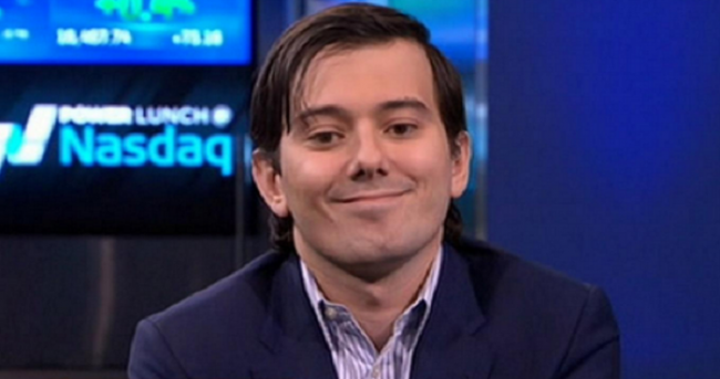 Gruaja që pagoi dhjetëra mijëra dollarë për të goditur Martin Shkrelin