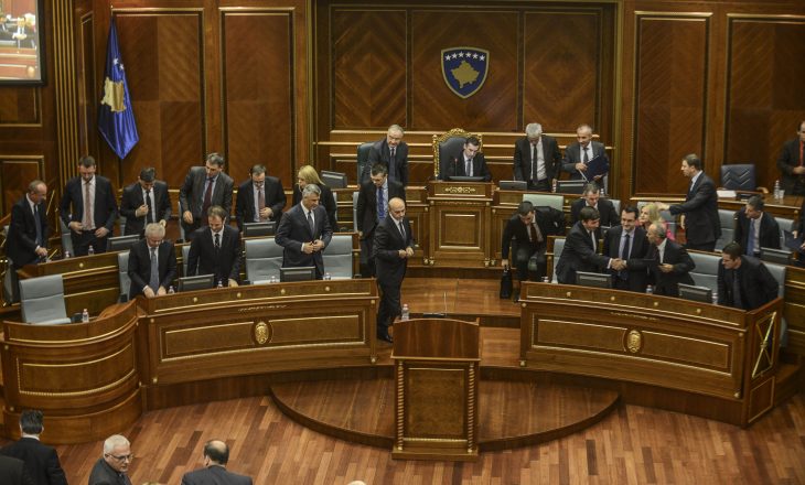 Kufijtë e Kosovës në dorë të Listës Serbe