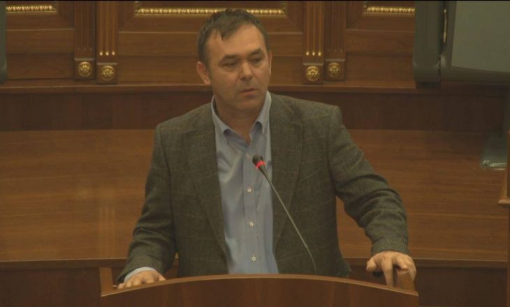Selimi: Të gjitha kishat serbe në Kosovë janë përmendore të Millosheviqit