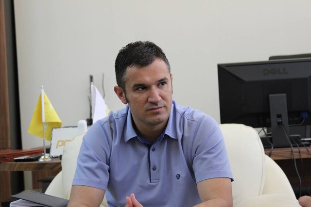 Drejtorin e Postës e denoncojnë në polici për kanosje