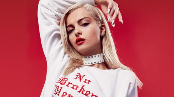 Bebe Rexha në kopertinën e revistës amerikane