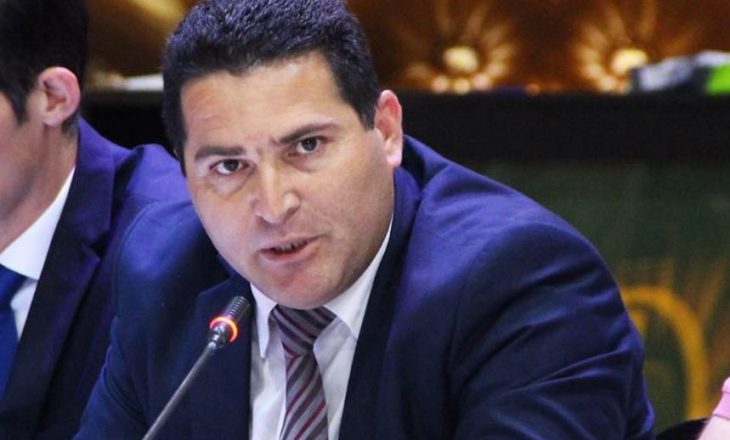 Xhavit Drenori ngre padi kundër Ramiz Lladrovcit