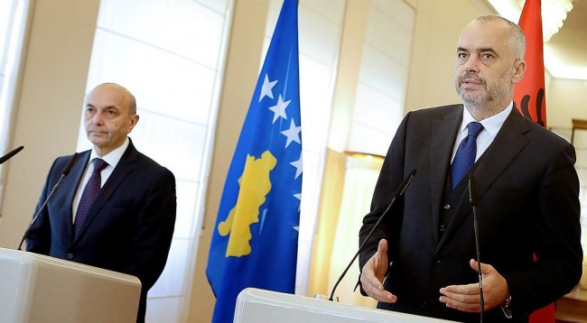 Linja e Interkonjeksionit Shqipëri–Kosovë e bllokuar pa afat nga Beogradi