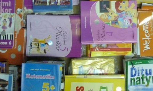 Auditori gjen konflikt interesi në procesin e rishikimit të teksteve shkollore