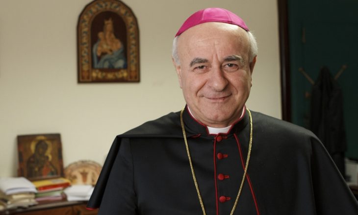 Arqipeshkvi nga Italia interesohet të ndihmojë fëmijët kosovarë me kancer