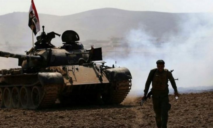 Bastioni i fundit i ISIS -it zhvendoset në shkretëtirë