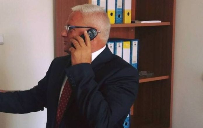 Grabovcit “nuk i kujtohen gjërat”, thotë se “mesazhet i fshinë pa i lexuar fare”
