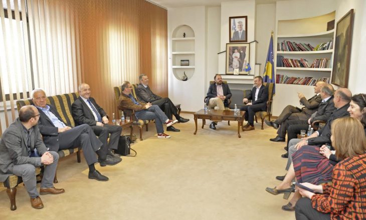 Ismail Kadare, laureat i Çmimit Ndërkombëtar ‘Letërsia Shqipe’