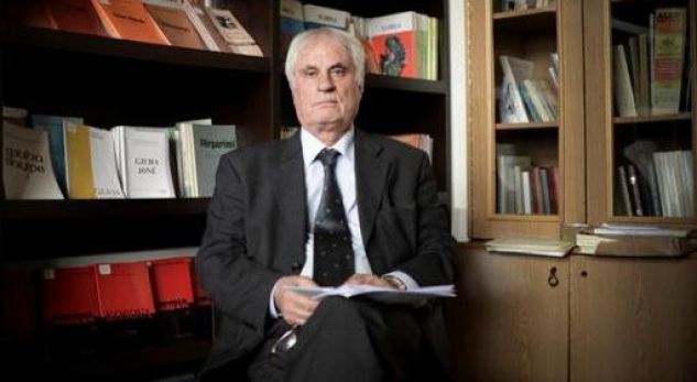 Kryeakademiku Islami akuzon Bulliqin dhe Isufin: Po ia futni barutin Kosovës