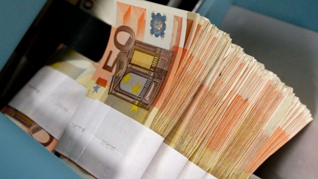 Bankat e mëdha fshehin paratë në parajsat fiskale, sipas raportit të Oxfam