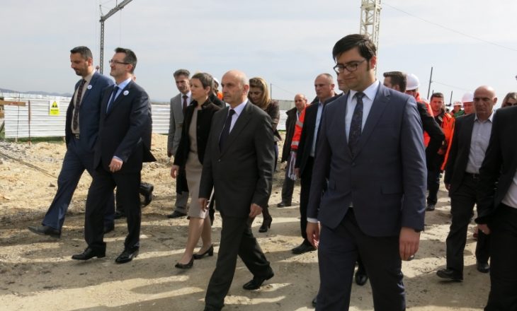 Mustafa tregon për rolin që ka pasur në ndërtimin e fabrikës së ujit