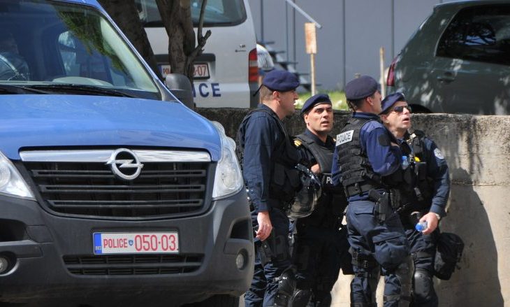 Qytetarët i besojnë FSK-së dhe Policisë, jo presidentit dhe kryeministrit