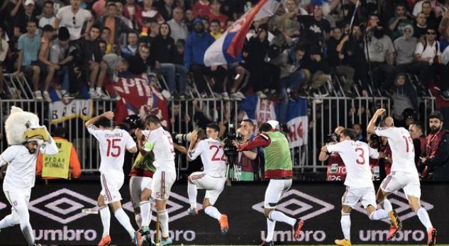 Presidenti i UEFA-s: Serbia rrezikon të suspendohet