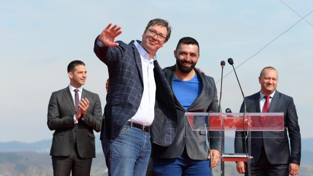 Vuçiq: Boshnjakët i respektoj po aq sa serbët