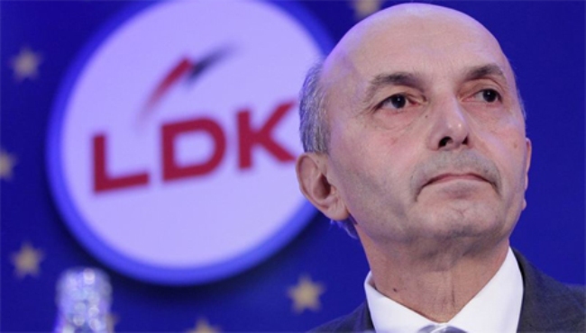 Mustafa akuzon Veselin: Qeverinë po e bëni me sekserë