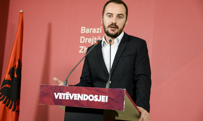 “Nuk dorëzohemi për një gjë” – reagimi i Dardan Molliqajt pas dënimit të aktivistëve të VV-së