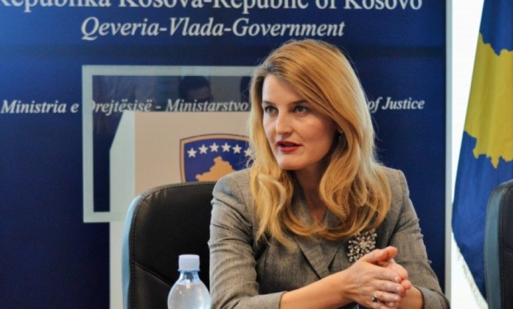 Ministrja e Drejtësisë reagon pas sulmit kundër bashkëshortes së Stavilecit