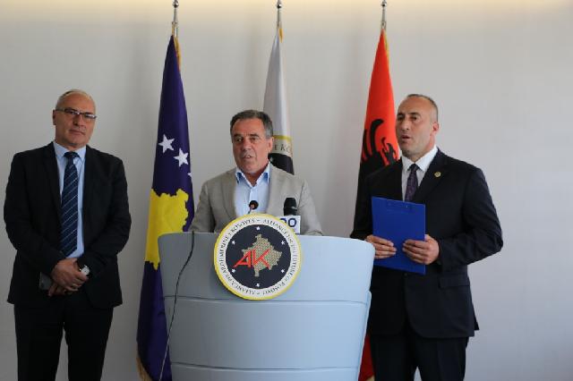 Matoshi kritikon Kurtin: Kërkesa e tij është përmbysje juridike dhe kushtetuese