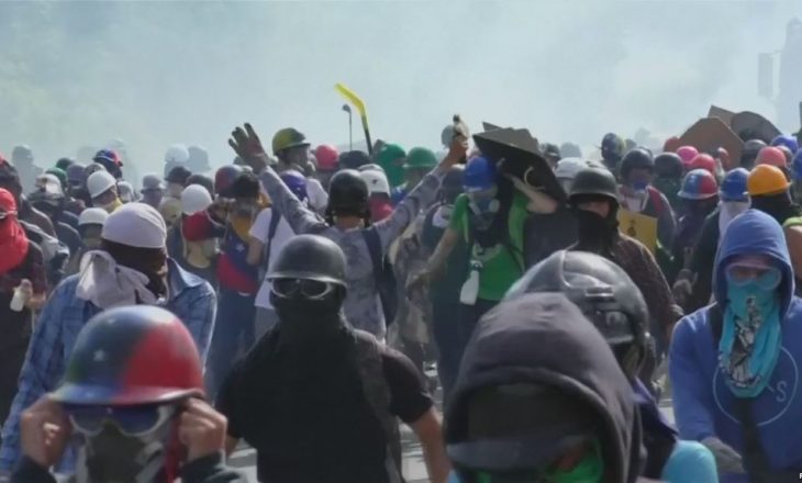 Trump nuk e përjashton intervenimin ushtarak në Venezuelë