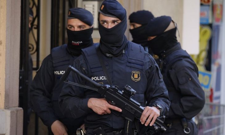 Sulm në Barcelonë, policia e trajton si terrorist