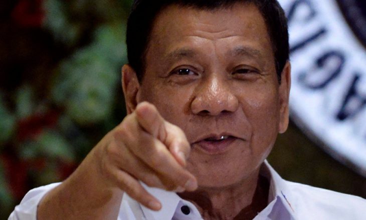 Presidenti i Filipineve paralajmëron bombardimin e xhamive