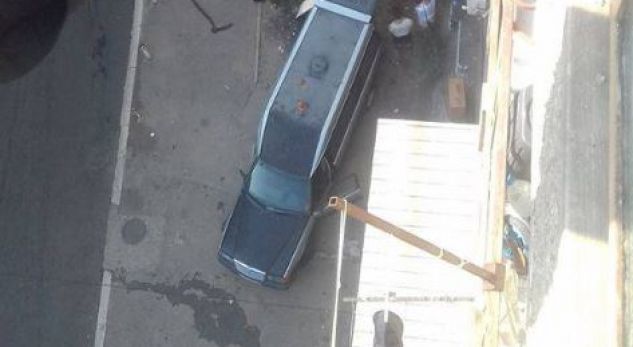 Policia jep detaje për personin që u hodh nga kati i gjashtë i ndërtesës në Gjakovë