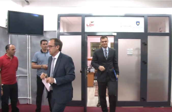 Përfaqësues të LAA-së i përgjigjen pozitivisht ftesës së Mikullovcit