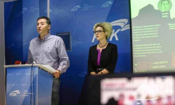 “Aty nuk është prokurori” – PDK e quan seancën konstituive “hajt pak seancë”
