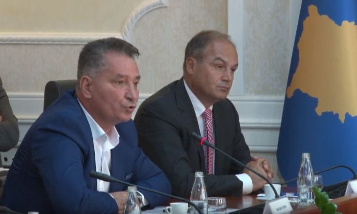 Lekaj: Mos bëni lojëra politike