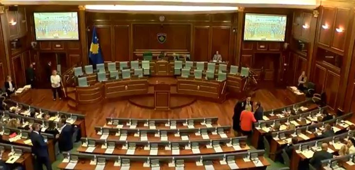 Nis mbledhja e deputetëve, mungojnë ata të PAN-it