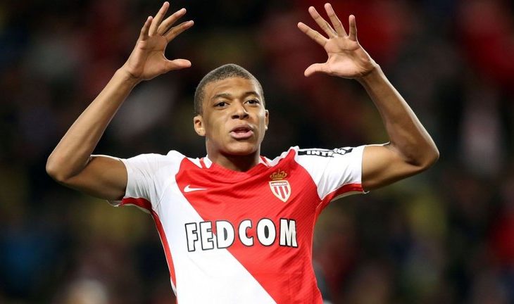 Televizioni i presidentit të PSG-së: Mbappe nuk po transferohet te Parisi