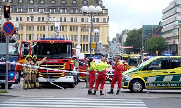 Zbulohet identiteti i katër personave të dyshuar për sulmet në Barcelonë