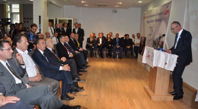 Dega që propozoi Vjosa Osmanin nuk ishte ftuar në ceremoninë për Abrashin